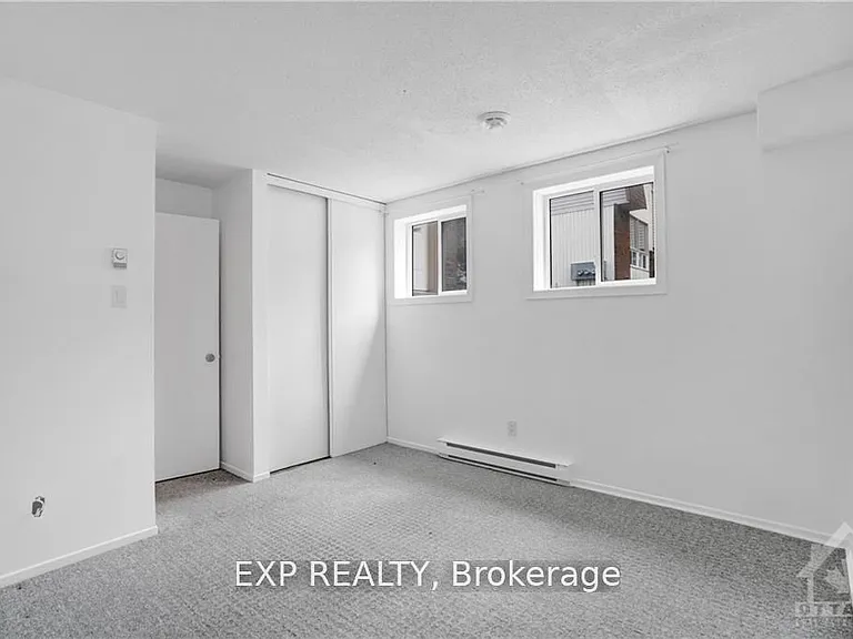 20 Forester Cres #C — Photo 30
