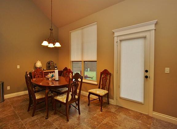 4th image of 11744 SW 20th St