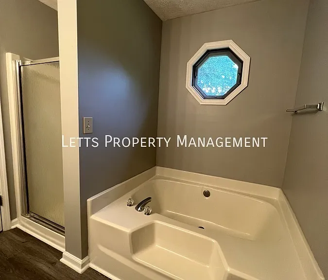 788 Crestline Dr — Photo 14