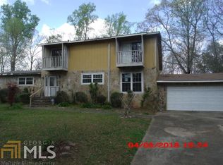 3743 Eagle Woods Cir, Lithonia, GA 30038