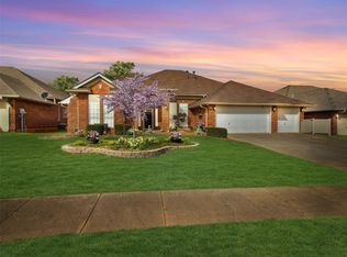 41 S Lexington Way, Edmond, OK 73012
