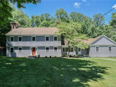 120 Tanglewood Rd, Fairfield, CT, 06824