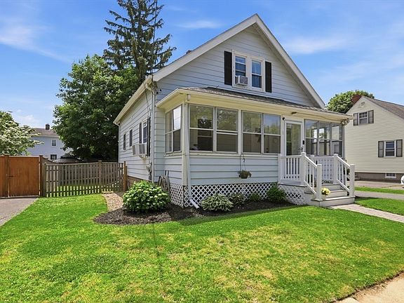 2nd image of 5 Linden Rd