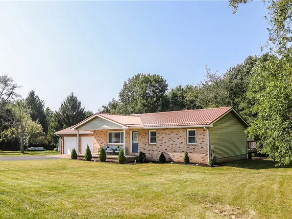 1438 W Division St, New Castle, PA 16101