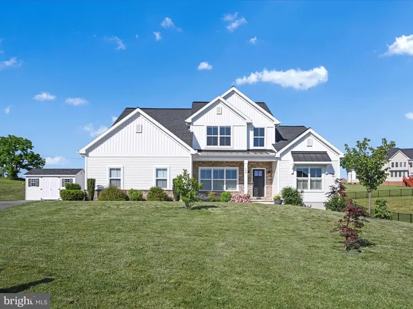 120 Chateau Cir, Wrightsville, PA 17368