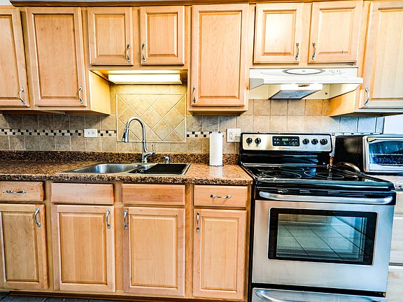 4th image of 2600 Brookwood Way Dr APT 217