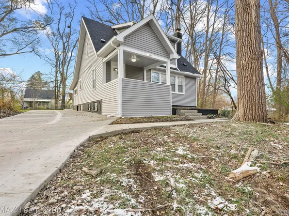 15543 Fenton, Redford, MI 48239