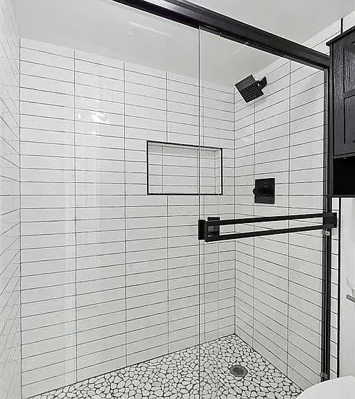 6980 Roswell Rd #C13 — Photo 31