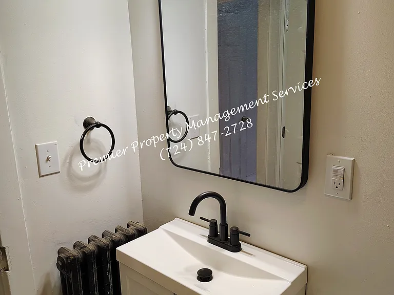 200-202 Jarvis St #200 — Photo 13