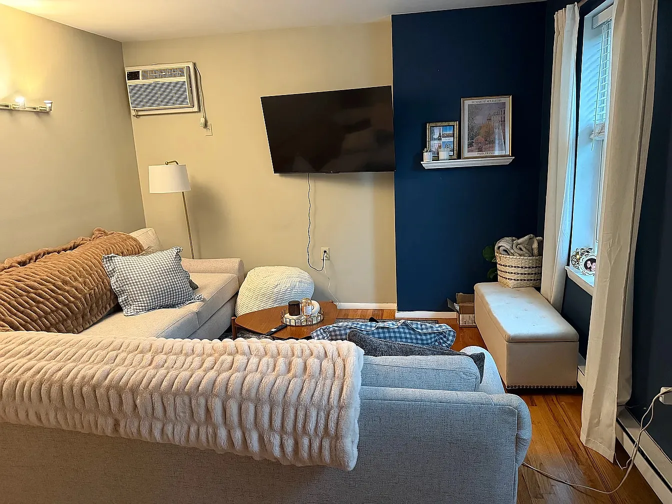 2 bed, 1.5 bath, 1100 sqft, $3,700 — Photo 4