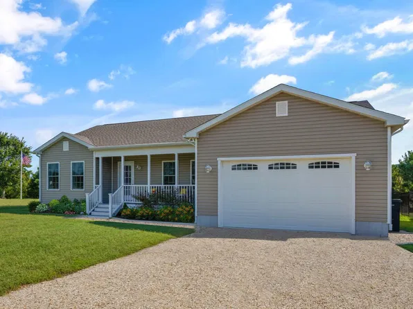 3150 Navigator Dr, Greenbackville, VA 23356