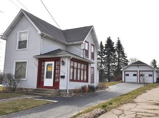 318 Park Ave, Antioch, IL 60002