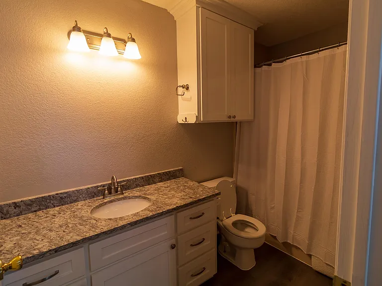 2245 Brighton Dr — Photo 18