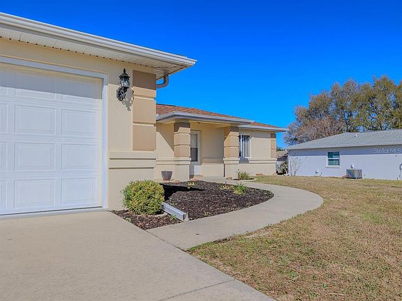 2nd image of 6086 SW 98th Loop