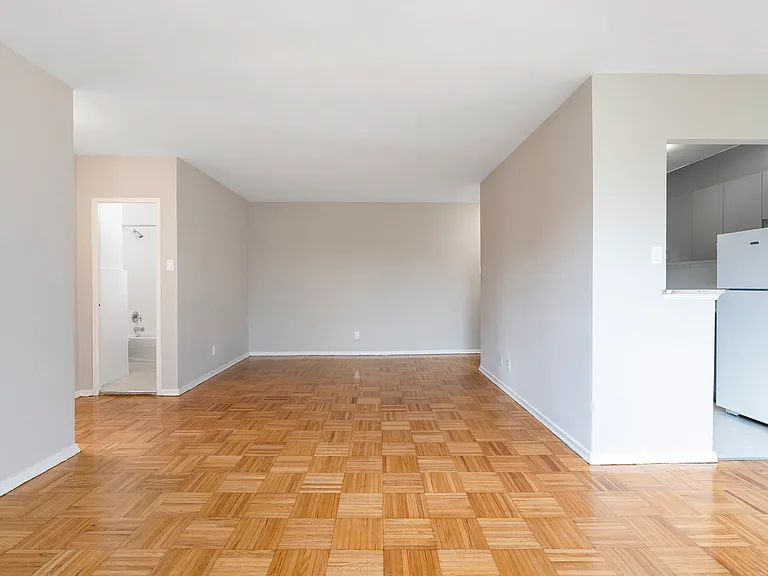 183 Berry Rd — Photo 11