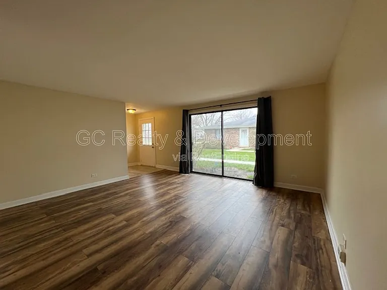 37 Tonset Ct — Photo 11