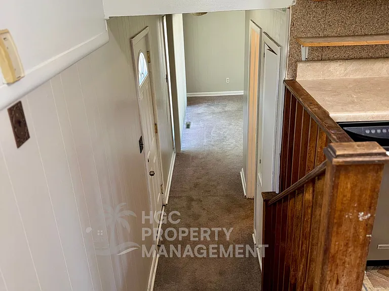 5 Castlewood Dr — Photo 7