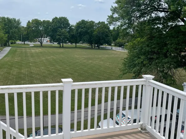 447 S 3rd St APT A, Chambersburg, PA 17201