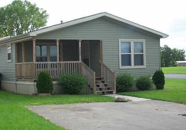 2nd image of 2000 Heron Dr NW