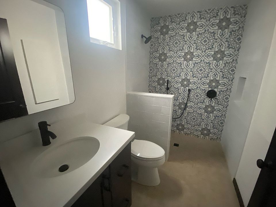 1st image of 525 Park Ave #527-A