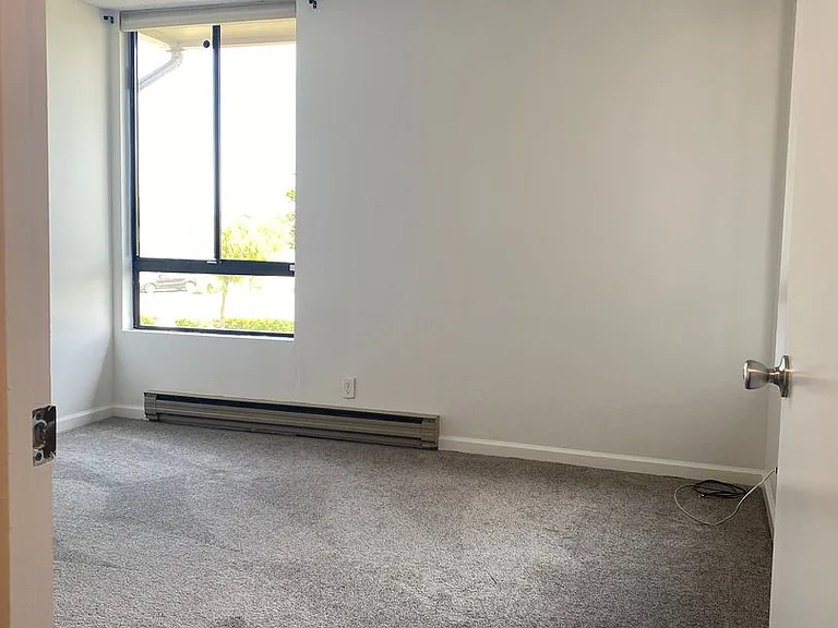 2101 Shoreline Dr #254 — Photo 30