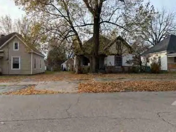 1636 W Atlantic St, Springfield, MO 65803