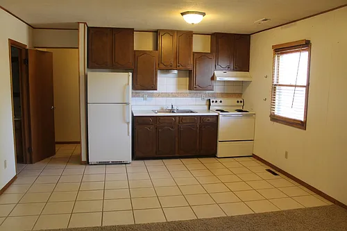 1011 Lincoln St Photo 1