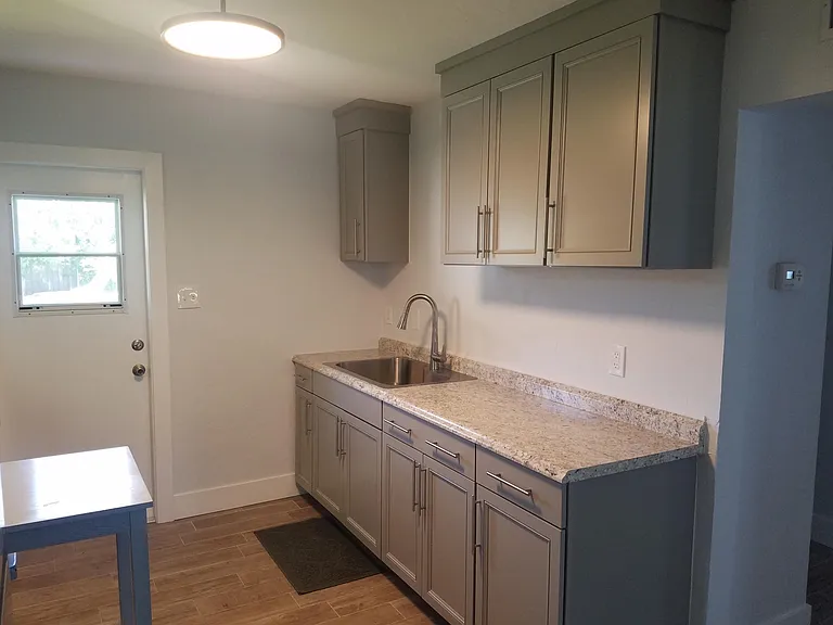 1201 Orange Ave — Photo 2