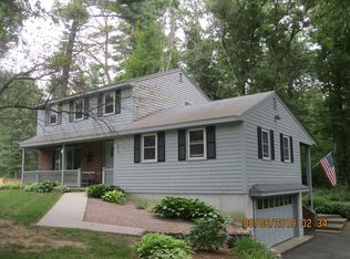 31 Lawndale Rd, Mansfield, MA 02048