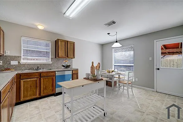 29119 Fox Fountain Ln — Photo 1