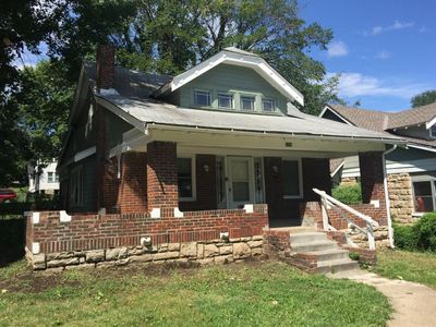 5256 Brookwood Ave, Kansas City, MO, 64130