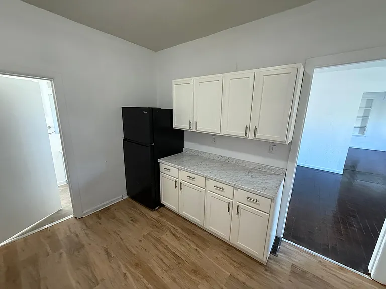 822 N Turner St — Photo 14