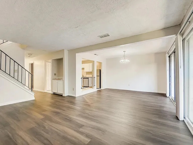 3575 Oakvale Rd #505 — Photo 13