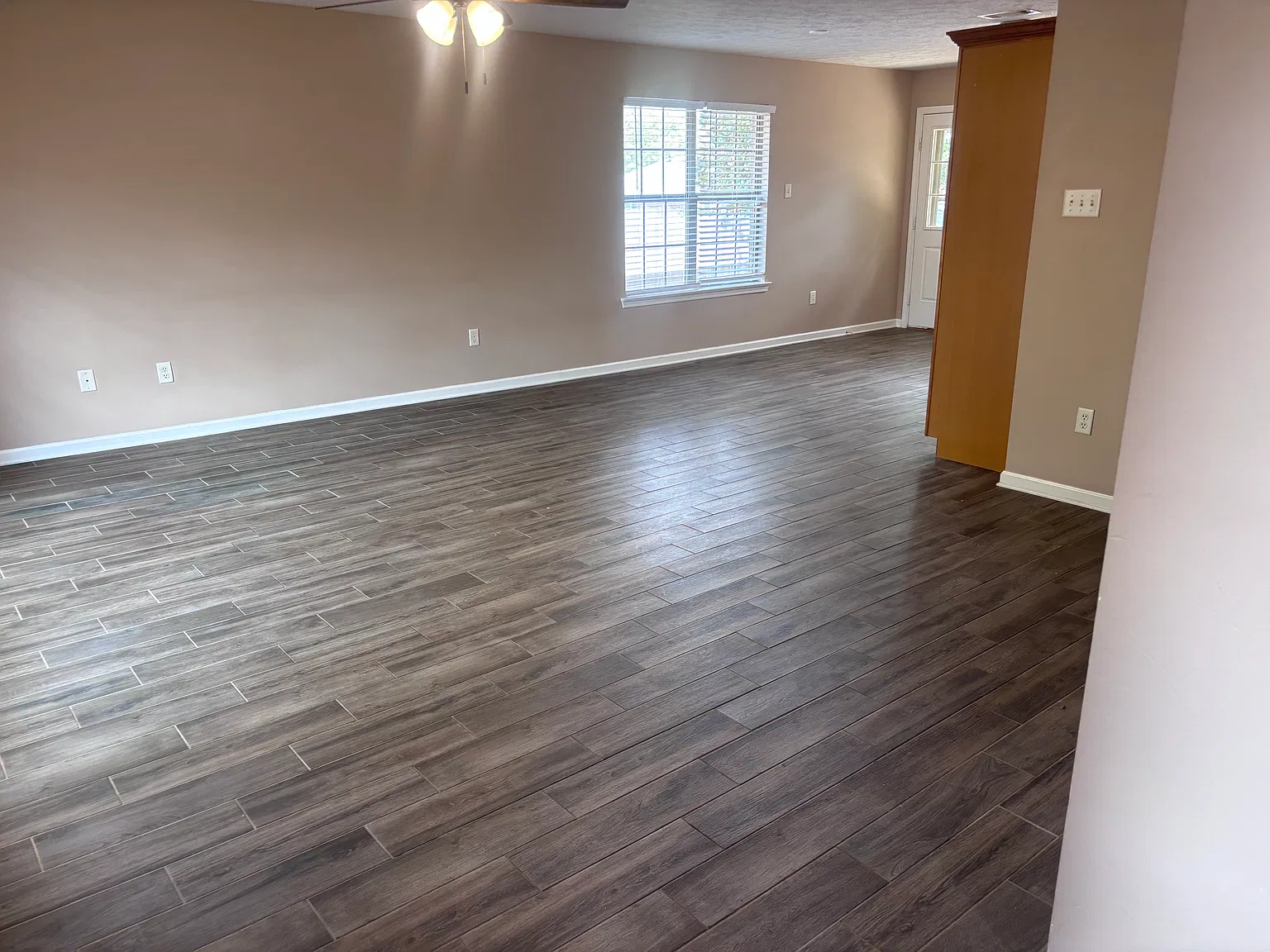 3 bed, 1234 sqft, $1,700 — Photo 3