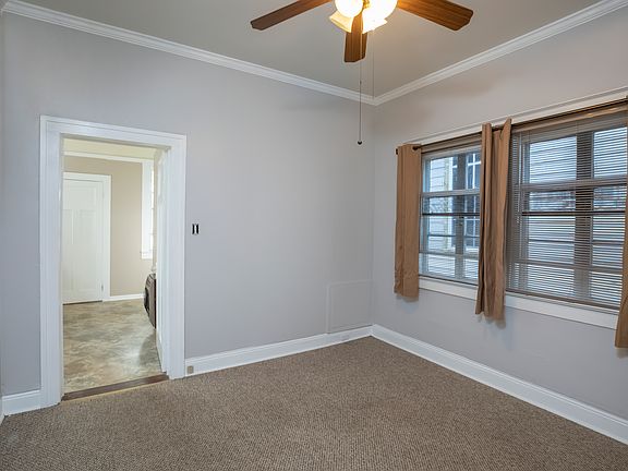 3rd image of 600 Verret St