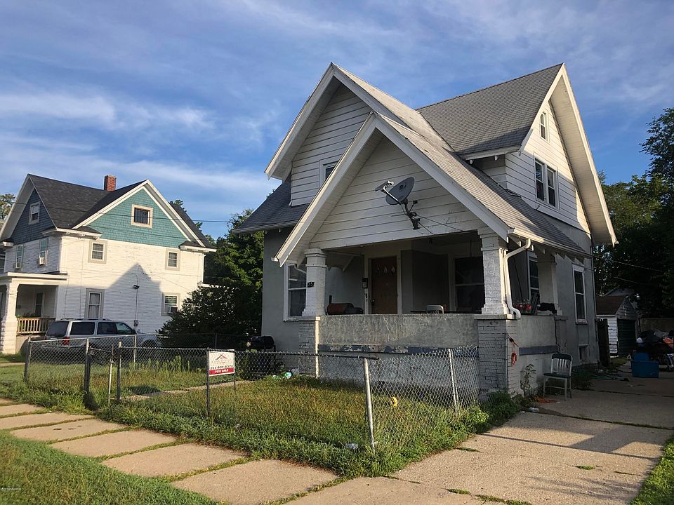 2nd image of 75 Andre St SW