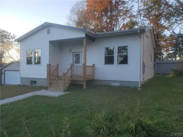 5 Swift St, Marathon, NY 13803