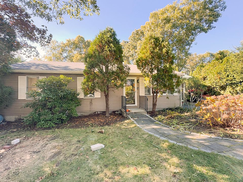 1st image of 105 Antlers Shore Dr