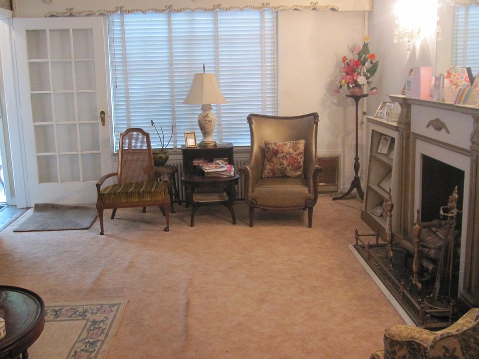2nd image of 6146 78th St