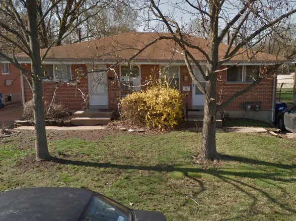 9964 Lorraine Ave, Saint Ann, MO 63074
