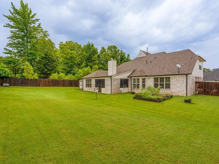 1217 Pilgrim Ridge Rd — Photo 33