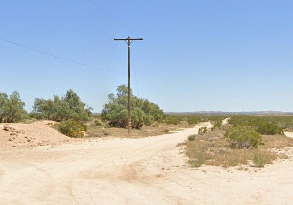1st image of 22000 E Sequoia Blvd