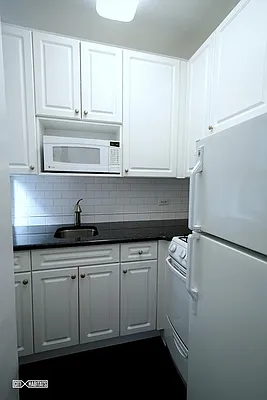 Rented by Citi Habitats | media 3