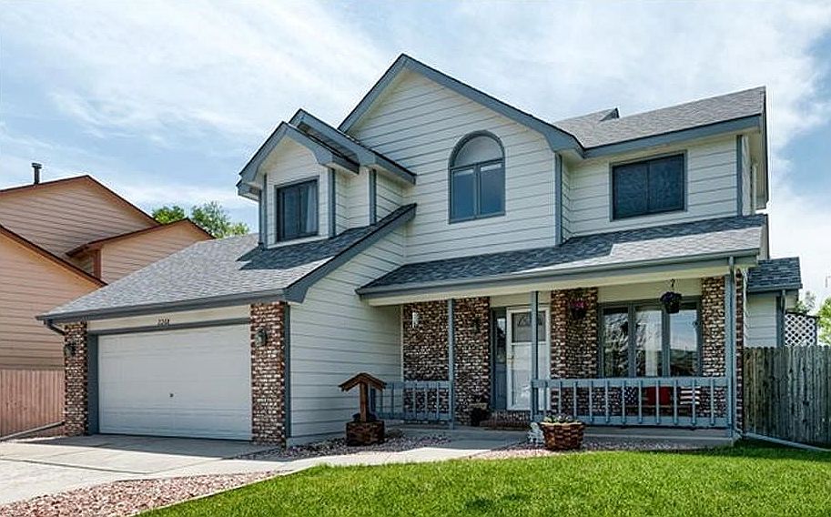 2nd image of 2268 Hampstead Dr