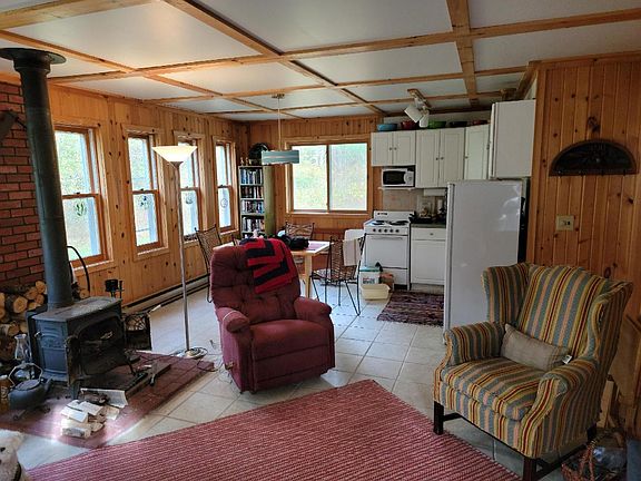 4th image of 4570 W French Lake Rd S