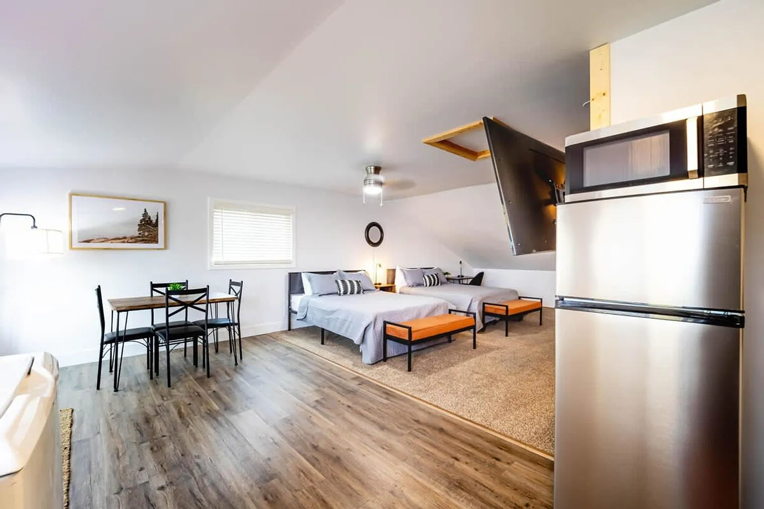 1 bed, 1.0 bath, $1,536 — Photo 1