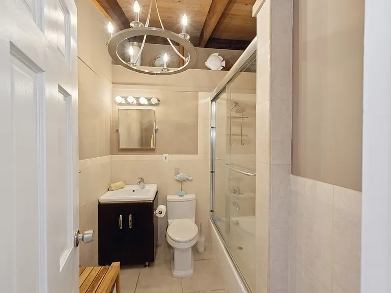 34 Beach Plum Rd — Photo 12