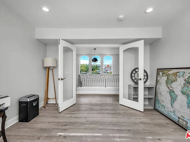 928 Harbor Crossing Ln — Photo 33