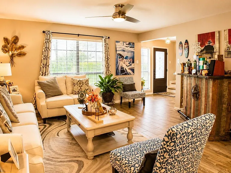 20434 Blue Juniper Dr — Photo 11