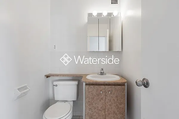 Rented by Brookfield (Funnel) | media 33